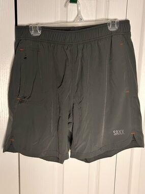Saxx Men's Large L Gainmaker 2N1 Short 7" Athletic Shorts Charcoal Orange Lined
